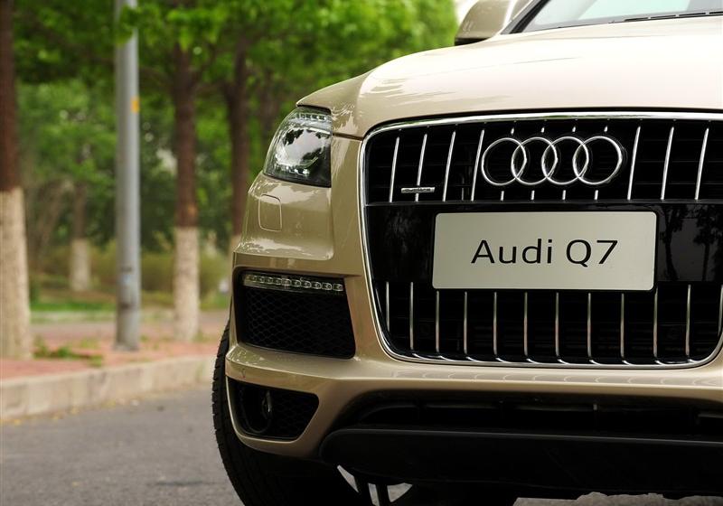 奧迪(進口) 奧迪Q7 2011款 3.0 TFSI 專享型(245kW)