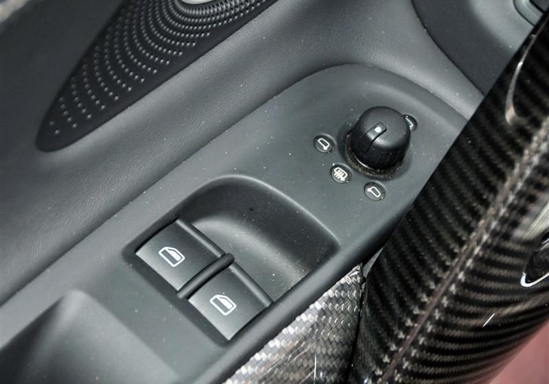 奧迪(進口) 奧迪R8 2011款 Spyder 5.2 FSI quattro