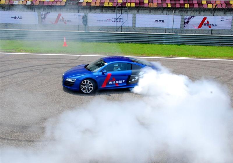 奧迪(進(jìn)口) 奧迪R8 2010款 5.2 FSI quattro