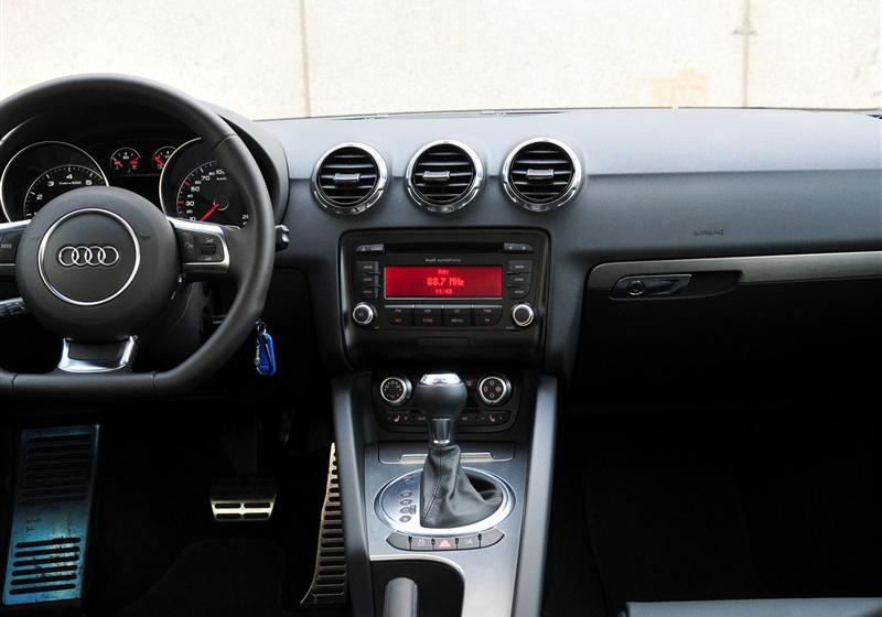 奧迪(進口) 奧迪TT 2011款 TT Coupe 2.0TFSI