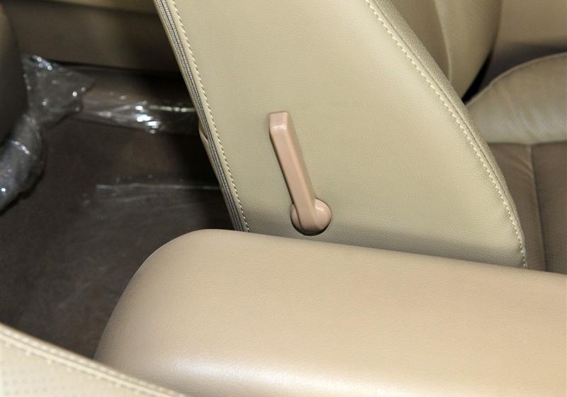 比亞迪 比亞迪F6 2011款 黃金版 1.8L MT豪華型