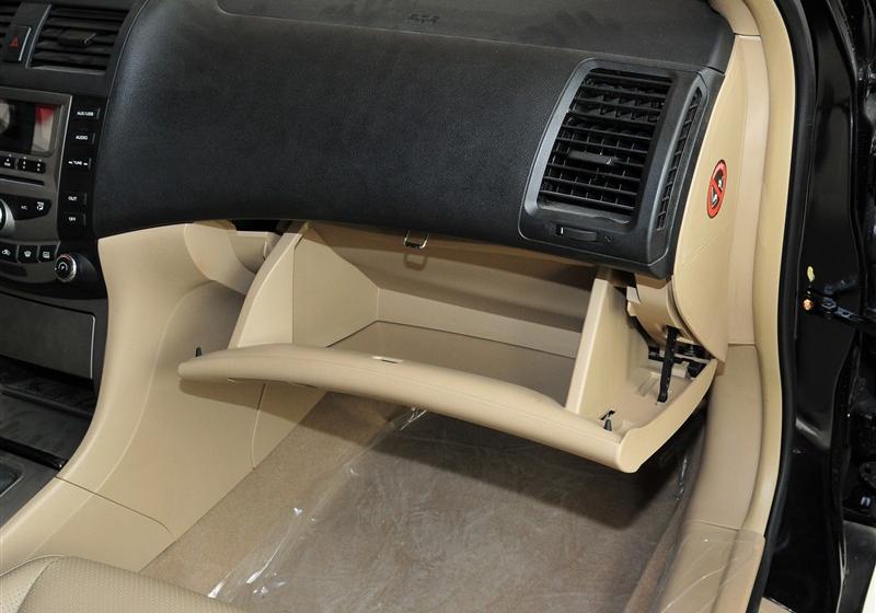 比亞迪 比亞迪F6 2011款 黃金版 1.8L MT豪華型