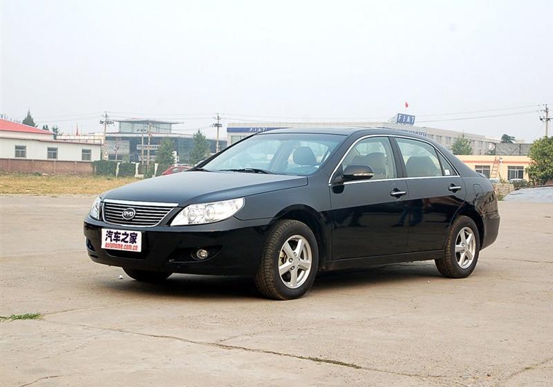 比亞迪 比亞迪F6 2011款 黃金版 1.8L MT尊享型