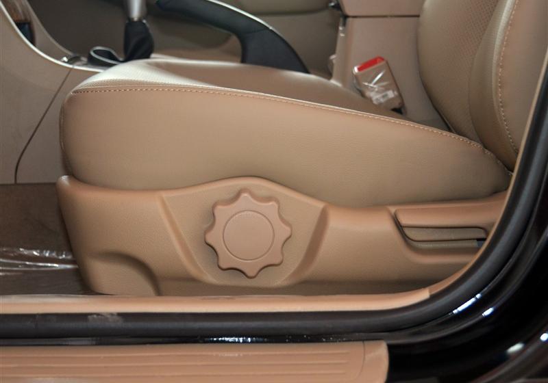 比亞迪 比亞迪F6 2011款 黃金版 1.8L MT尊享型