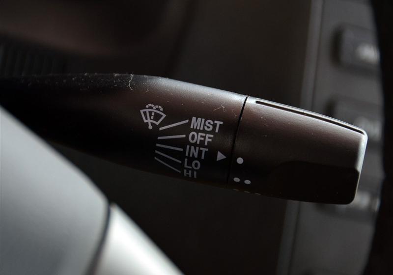 比亞迪 比亞迪F6 2011款 黃金版 1.8L MT尊享型