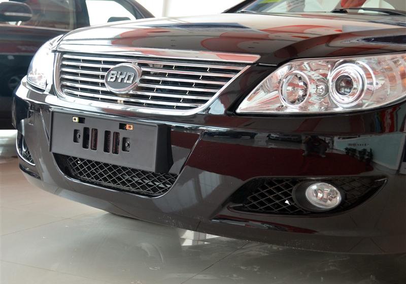 比亞迪 比亞迪F6 2011款 黃金版 1.8L MT尊享型