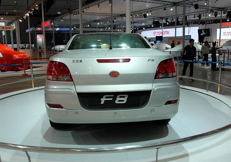 比亞迪 比亞迪S8 2009款 2.0 手動旗艦型