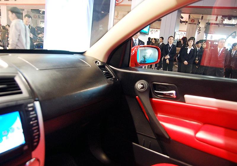 比亞迪 比亞迪S8 2009款 2.0 手動旗艦型