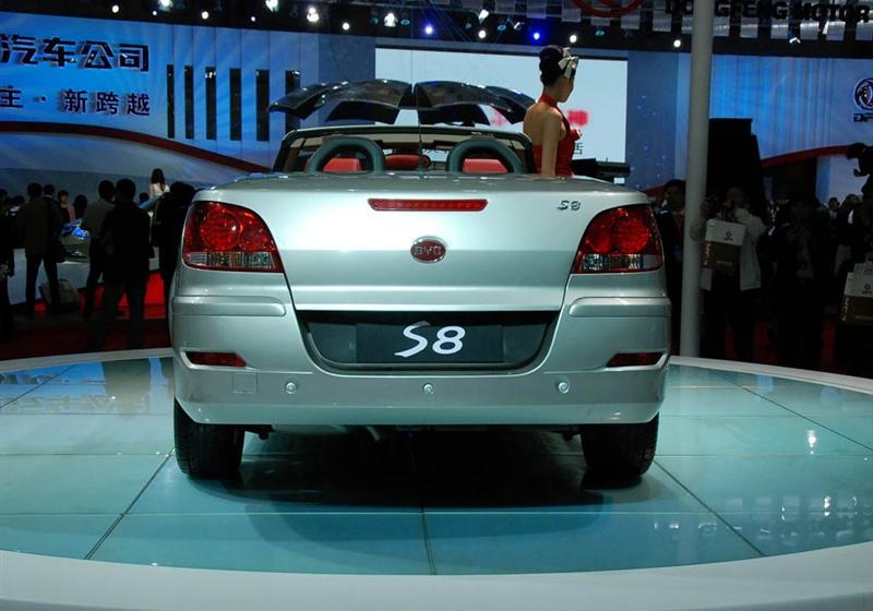 比亞迪 比亞迪S8 2009款 2.0 自動尊貴型