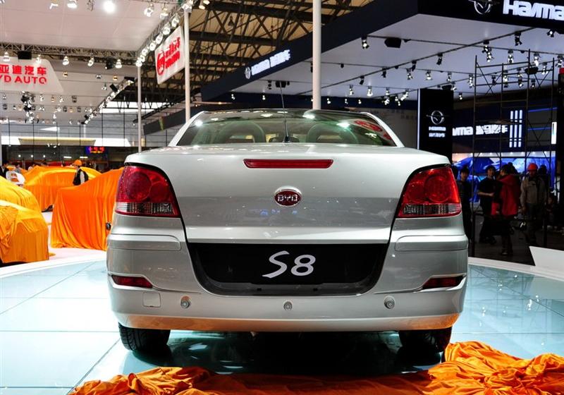 比亞迪 比亞迪S8 2009款 2.0 自動尊貴型