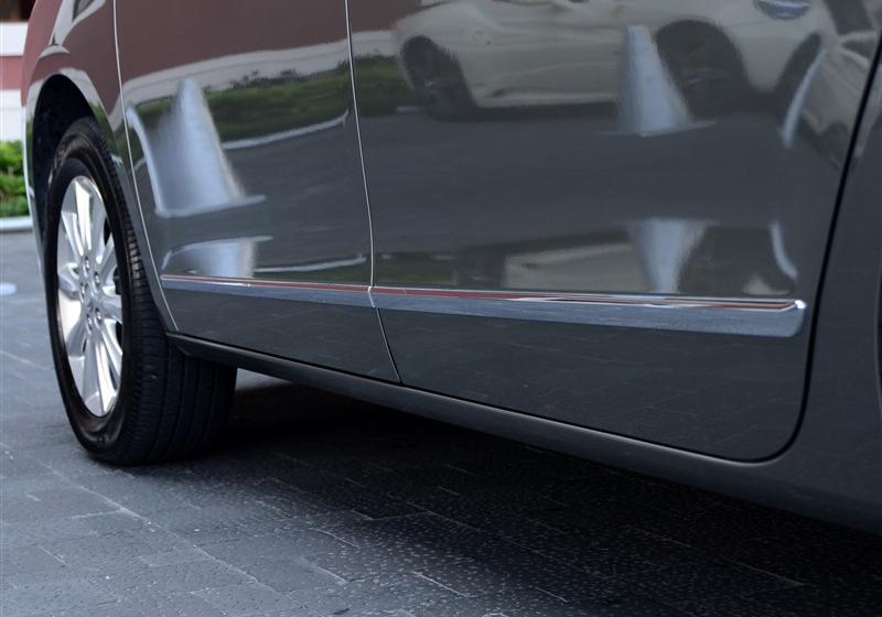 通用別克 別克GL8 2011款 3.0L XT豪華商務(wù)旗艦版