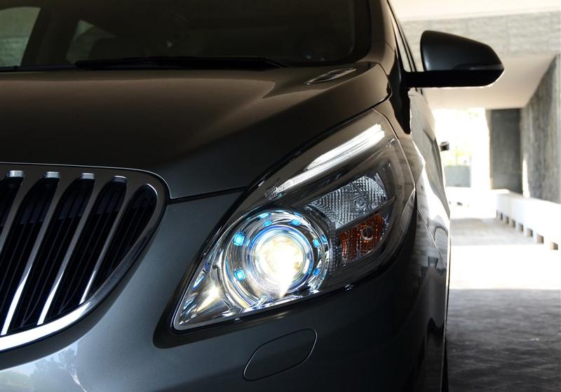 通用別克 別克GL8 2011款 3.0L XT豪華商務旗艦版