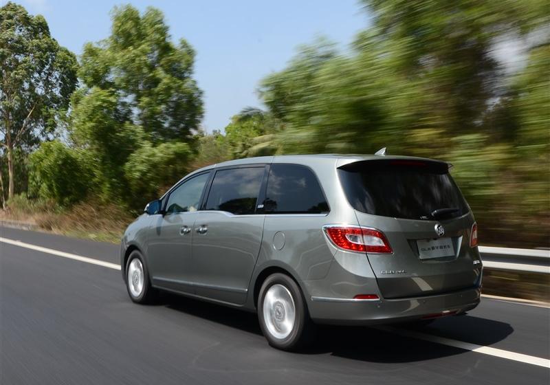 通用別克 別克GL8 2011款 3.0L XT豪華商務旗艦版