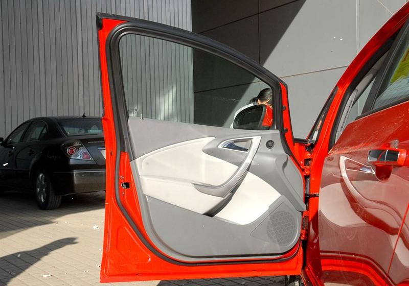 通用別克 英朗 2010款 XT 1.6L 手動進取版