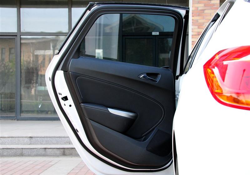 通用別克 英朗 2010款 XT 1.6T 時尚運動版