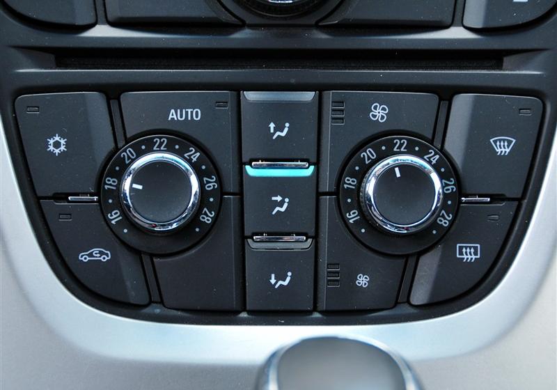 通用別克 英朗 2010款 XT 1.6T 時尚運動版