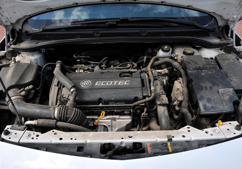 通用別克 英朗 2010款 XT 1.6T 時(shí)尚運(yùn)動(dòng)版