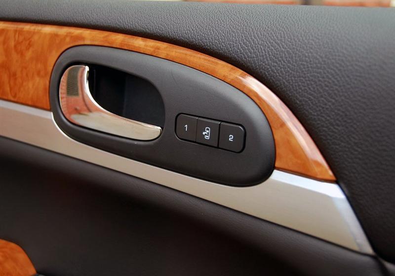 別克(進口) 昂科雷 2010款 3.6L 旗艦版