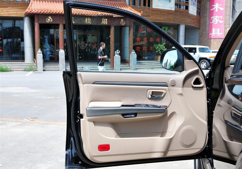 長城汽車 哈弗H3 2010款 領(lǐng)先版 2.4四驅(qū)豪華型