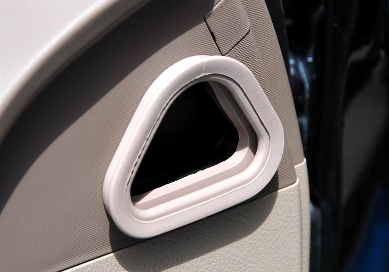 長城汽車 哈弗H3 2010款 領(lǐng)先版 2.4四驅(qū)豪華型