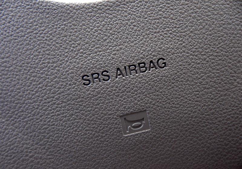 長城汽車 哈弗H3 2010款 領(lǐng)先版 2.4四驅(qū)豪華型