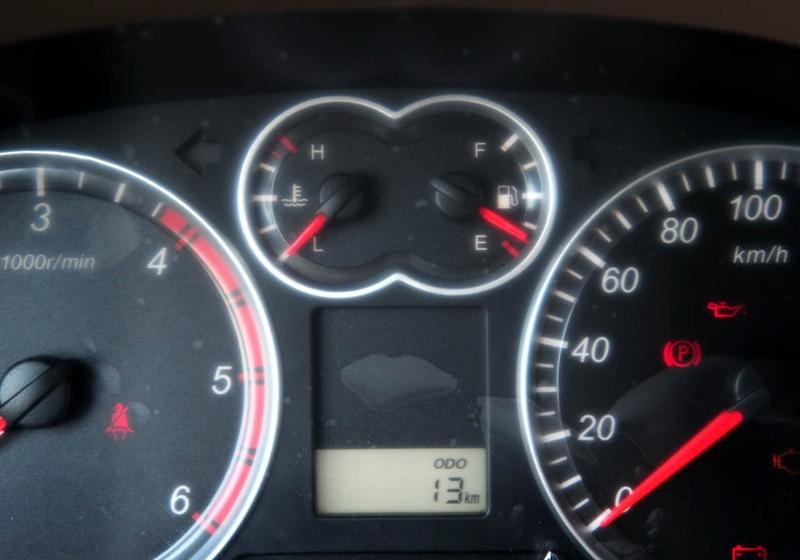 長(zhǎng)城汽車(chē) 哈弗H3 2010款 領(lǐng)先版 2.5TCI兩驅(qū)超豪華型