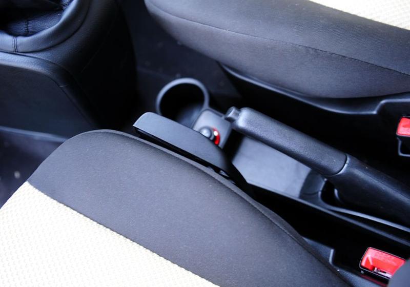 長(zhǎng)城汽車 哈弗M1 2009款 1.3 兩驅(qū) 豪華型