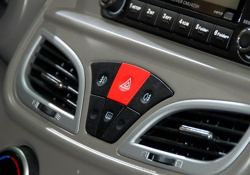 長(zhǎng)城汽車 哈弗M1 2010款 1.3 四驅(qū) 豪華型