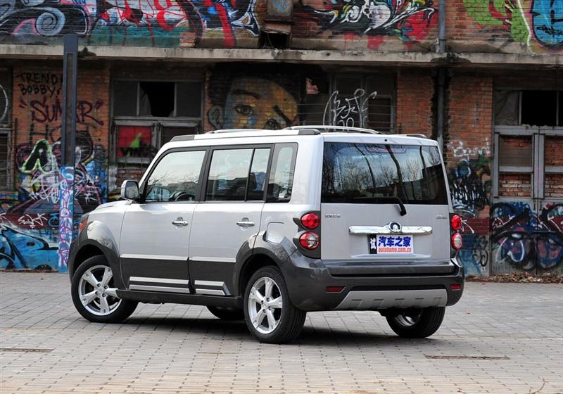 長(zhǎng)城汽車 哈弗M2 2010款 1.5手動(dòng)兩驅(qū)豪華型