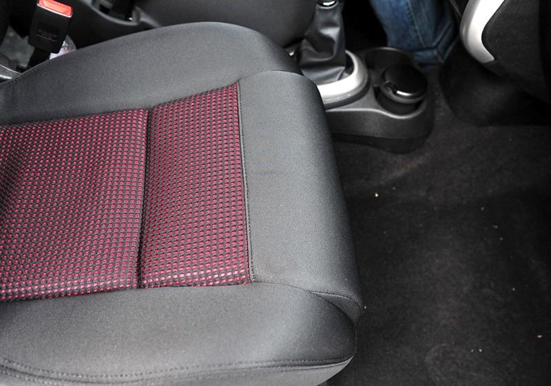 長城汽車 哈弗M2 2010款 1.5手動兩驅豪華型