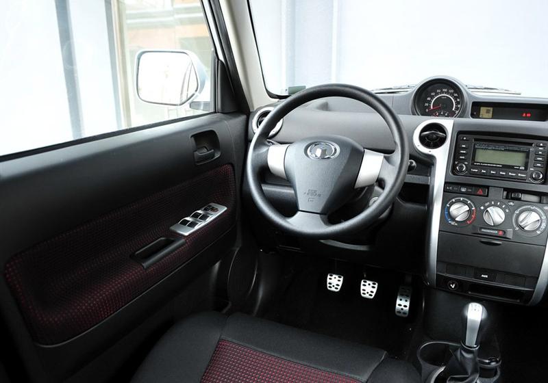 長城汽車 哈弗M2 2010款 1.5手動兩驅豪華型