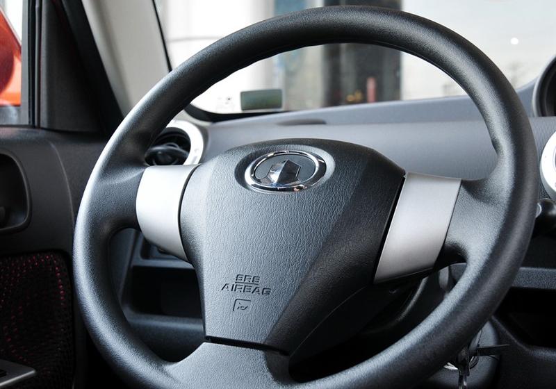 長城汽車 哈弗M2 2010款 1.5CVT兩驅豪華型