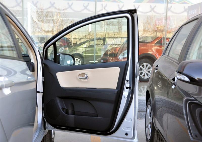 長城汽車 凌傲 2010款 1.3 MT鋒尚版