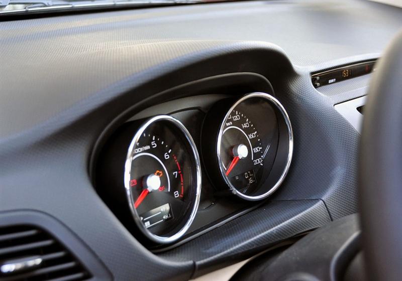 長城汽車 凌傲 2010款 1.3 MT鋒尚版