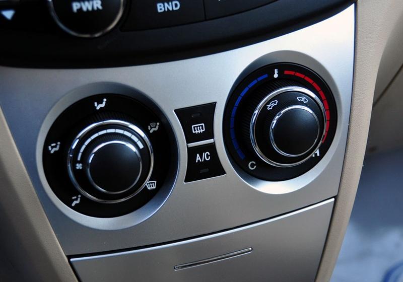 長城汽車 凌傲 2010款 1.3 MT鋒尚版