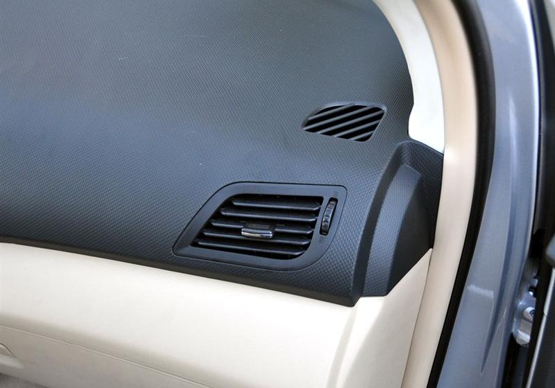 長城汽車 凌傲 2010款 1.3 MT鋒尚版