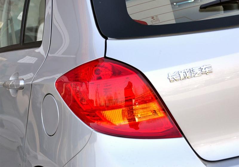 長(zhǎng)城汽車 凌傲 2010款 1.3 MT鋒尚版