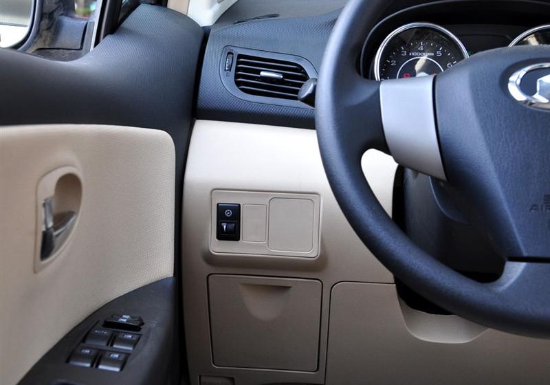 長(zhǎng)城汽車 凌傲 2010款 1.3 MT鋒銳版