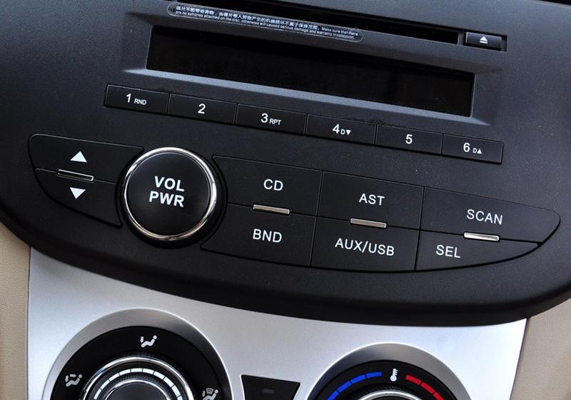 長城汽車 凌傲 2010款 1.3 MT鋒銳版