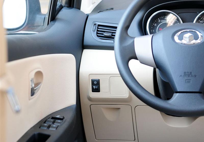 長城汽車 凌傲 2010款 1.5 MT超值版