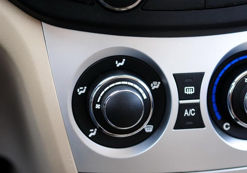 長(zhǎng)城汽車(chē) 凌傲 2010款 1.5 MT超值版