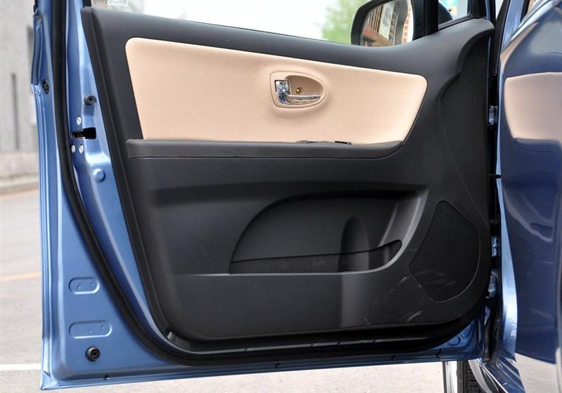 長城汽車 凌傲 2010款 1.5 MT鋒尚版