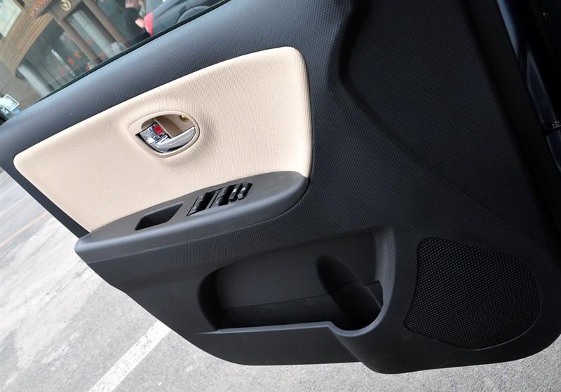 長城汽車 凌傲 2010款 1.5 MT鋒尚版