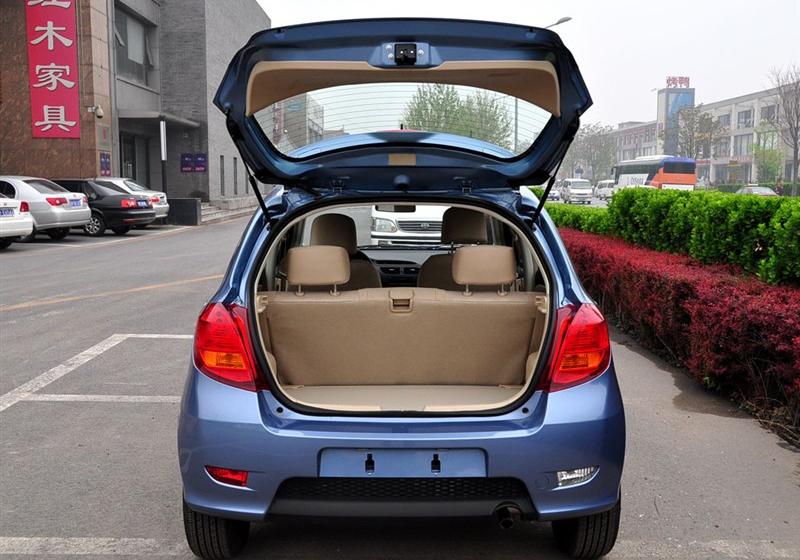 長城汽車 凌傲 2010款 1.5 MT鋒尚版