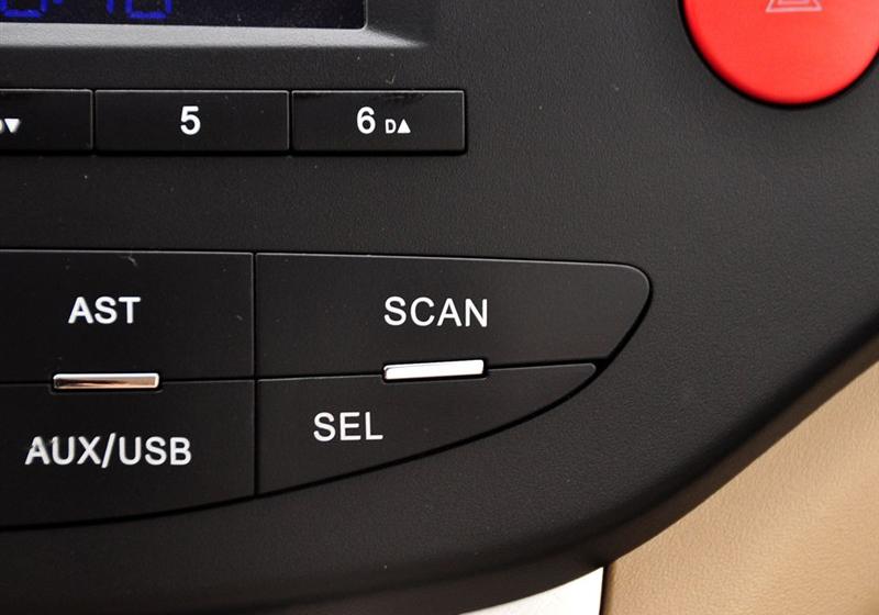 長城汽車 凌傲 2010款 1.5 MT鋒尚版