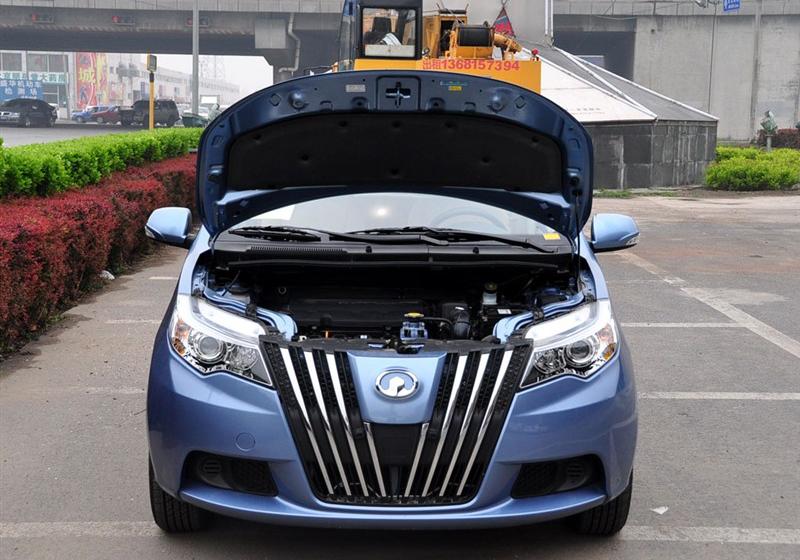 長(zhǎng)城汽車(chē) 凌傲 2010款 1.5 MT鋒尚版