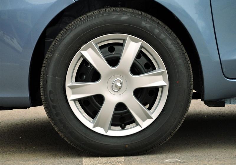 長(zhǎng)城汽車(chē) 凌傲 2010款 1.5 MT鋒尚版