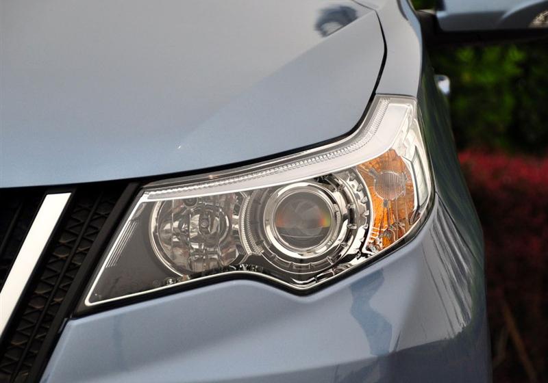 長城汽車 凌傲 2010款 1.5 MT鋒尚版