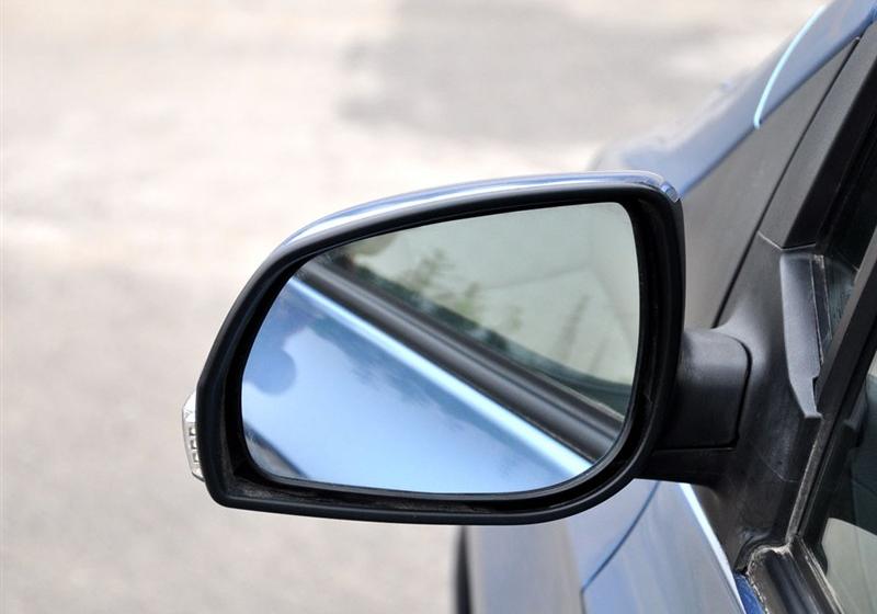 長城汽車 凌傲 2010款 1.5 MT鋒尚版