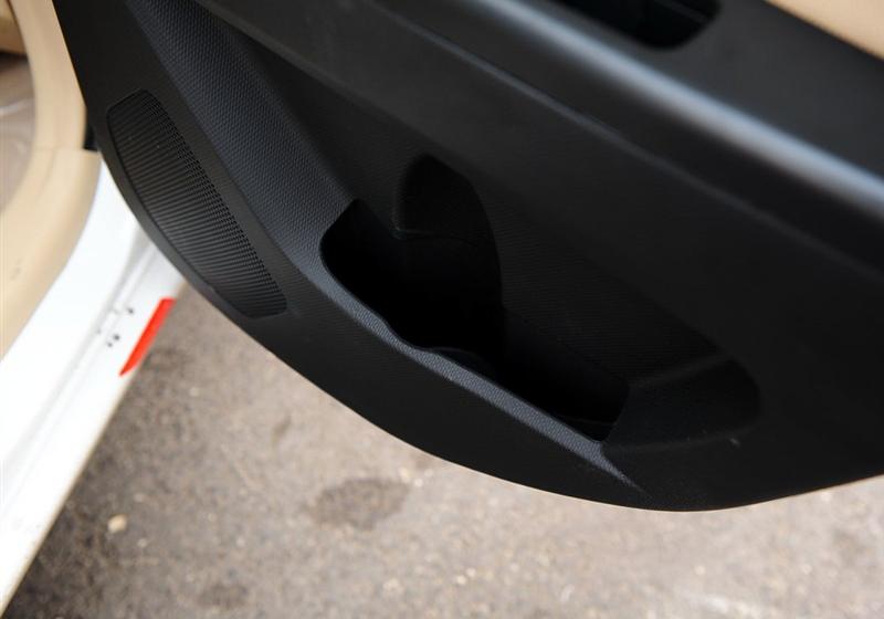 長(zhǎng)城汽車 凌傲 2010款 1.5 MT精英版